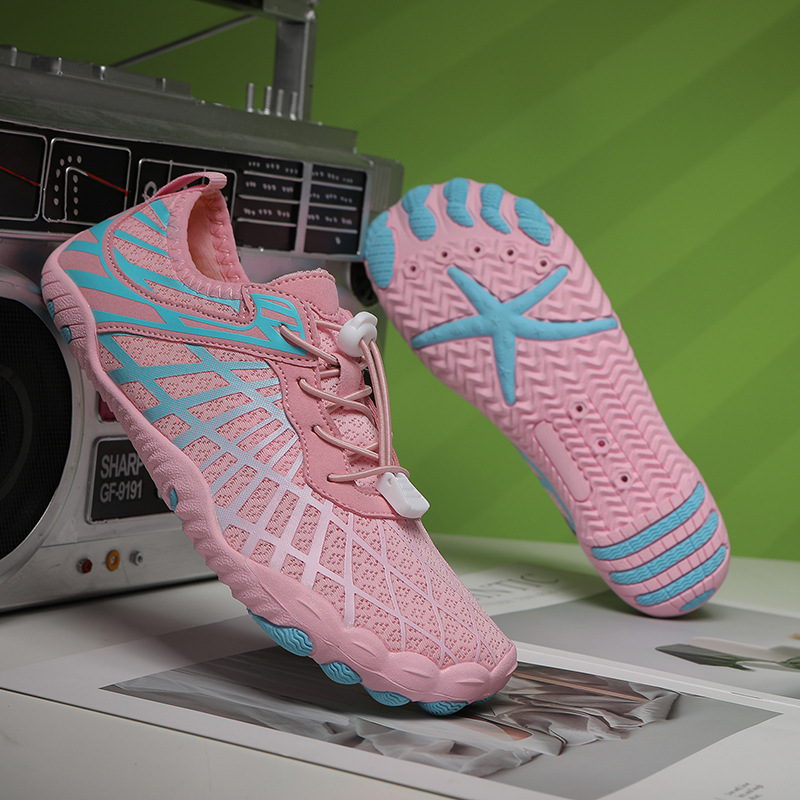 https://fulmo-img-server.com/trail-shoes/fb6c3537-8ed9-405a-95b6-11e77aae27fd.jpg