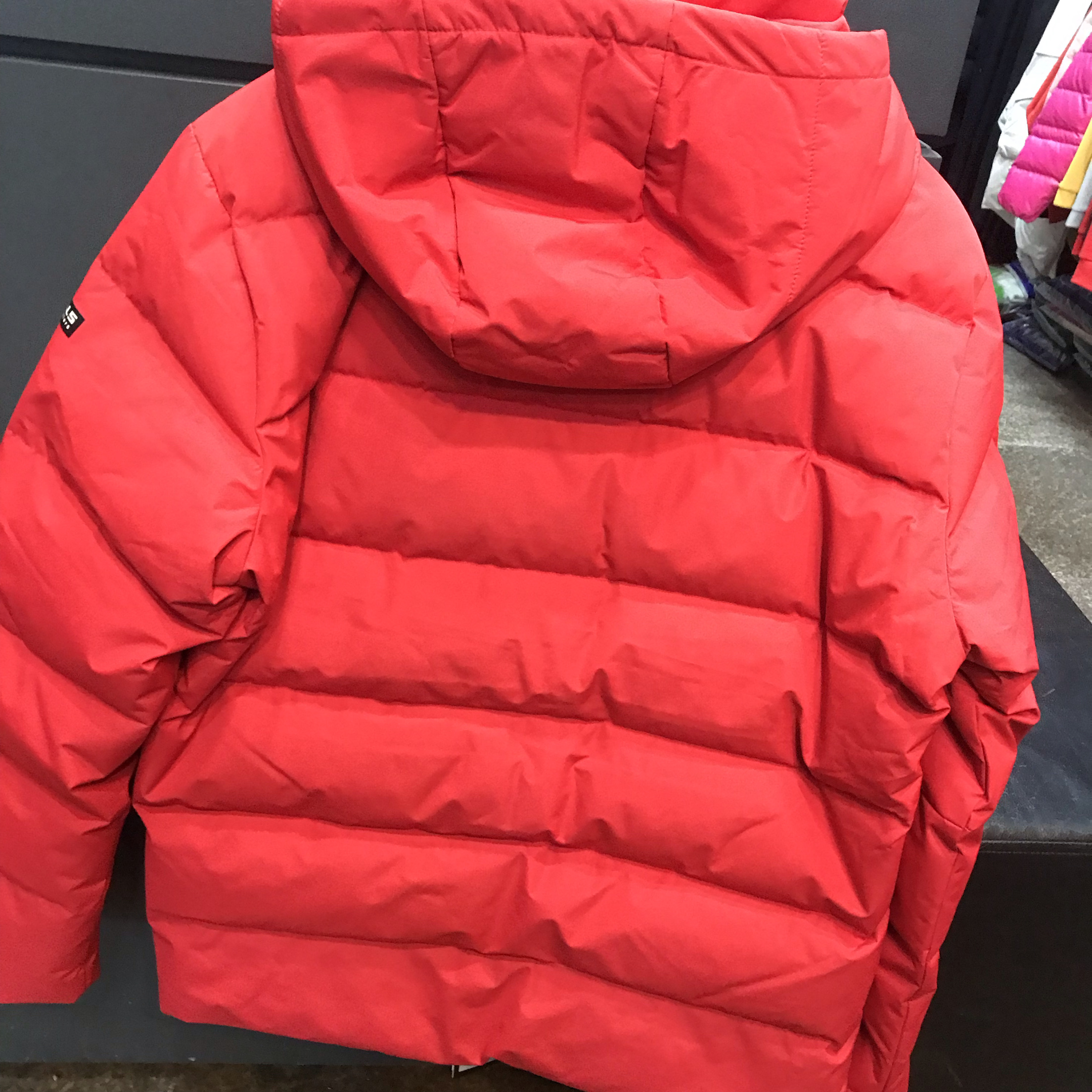 https://fulmo-img-server.com/trailandtailor/0447cd5b-a986-4a18-a062-9d5b9200b4f5.jpg