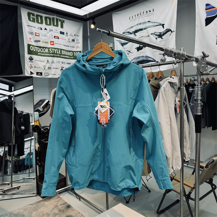 https://fulmo-img-server.com/trailandtailor/07a57ba8-e1ea-4b50-ae07-f6c13794e485.jpg