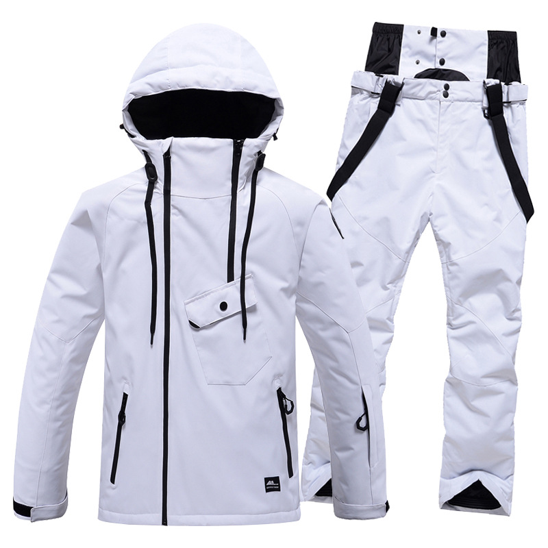 https://fulmo-img-server.com/trailandtailor/30d11ccf-9e69-4e5a-93be-1abfcc283121.jpg
