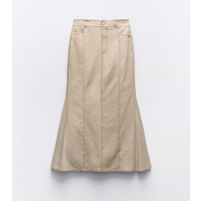 https://fulmo-img-server.com/trailandtailor/4862dc39-eeda-4545-a1ab-544379c0d20e.jpg