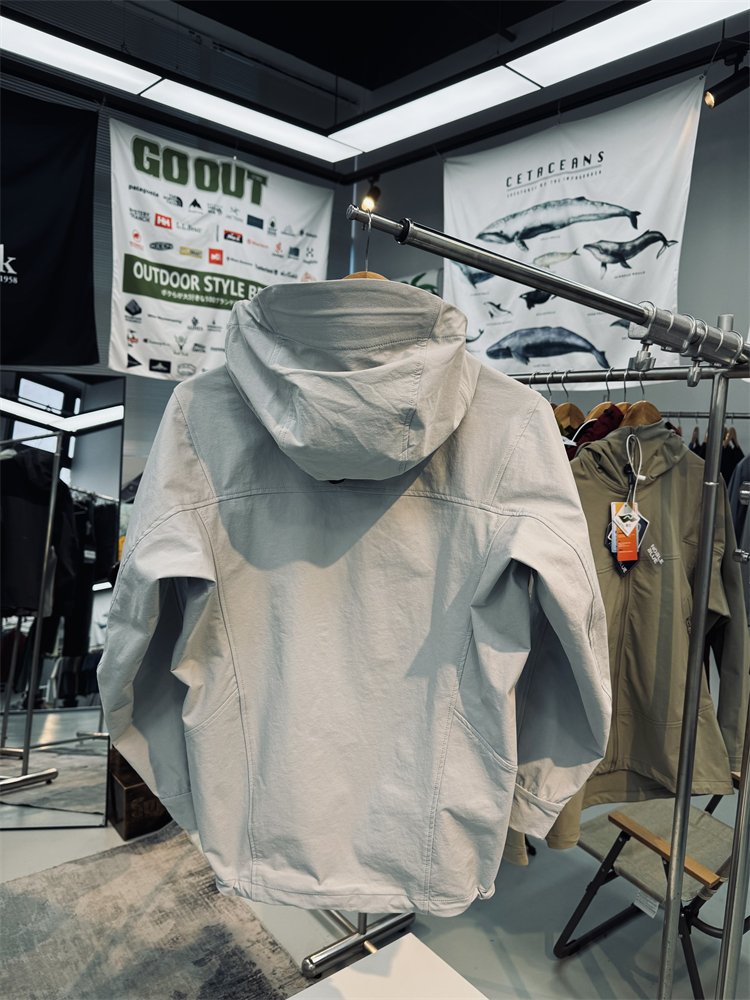 https://fulmo-img-server.com/trailandtailor/a254cf0c-6ef4-4012-a0b5-ca0198c65b4e.jpg