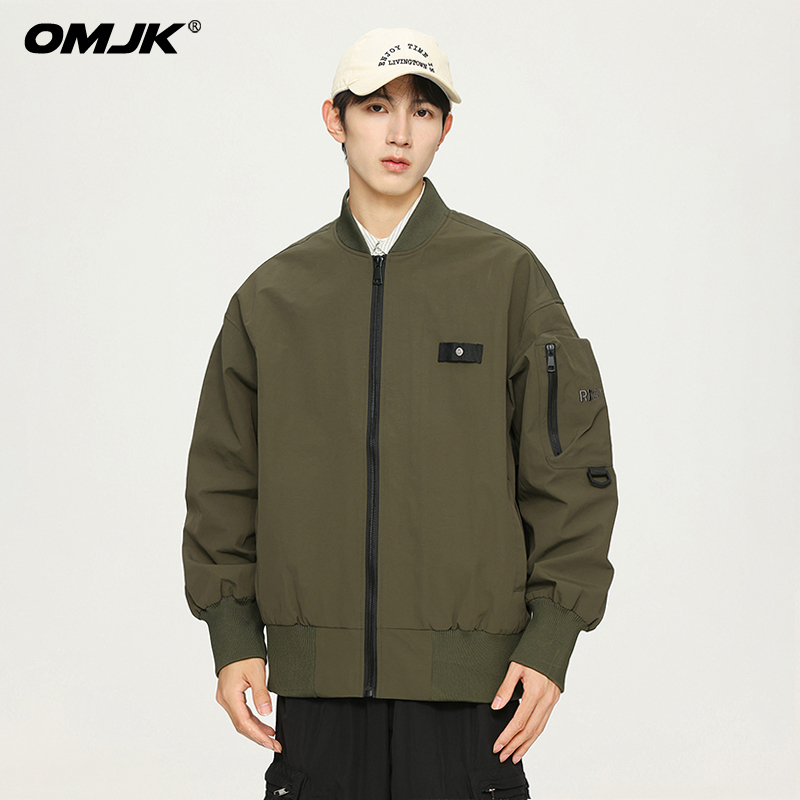 https://fulmo-img-server.com/trailandtailor/a31f1f2b-7a6a-45f4-8abb-626dfbb59a1b.jpg