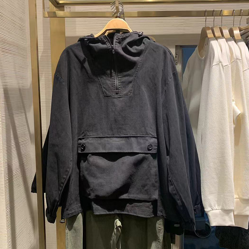 https://fulmo-img-server.com/trailandtailor/ad7b74c3-334a-4de6-aa0d-314e59aa439c.jpg