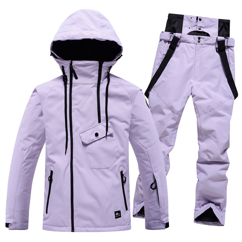 https://fulmo-img-server.com/trailandtailor/ae81363d-a0ee-4fa3-819c-9d0e3e5b68fb.jpg