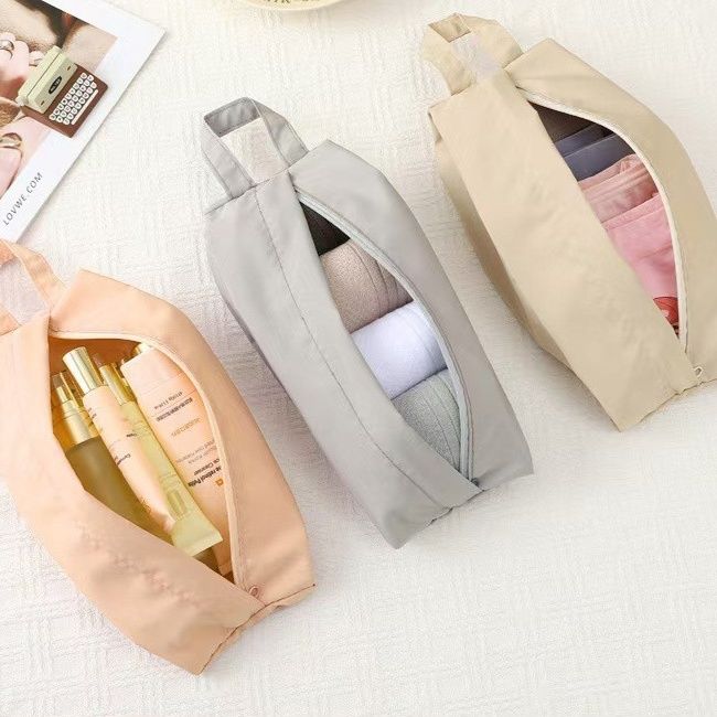 トラベルポーチ 軽量コンパクト旅行用収納ポーチ持ち手付き