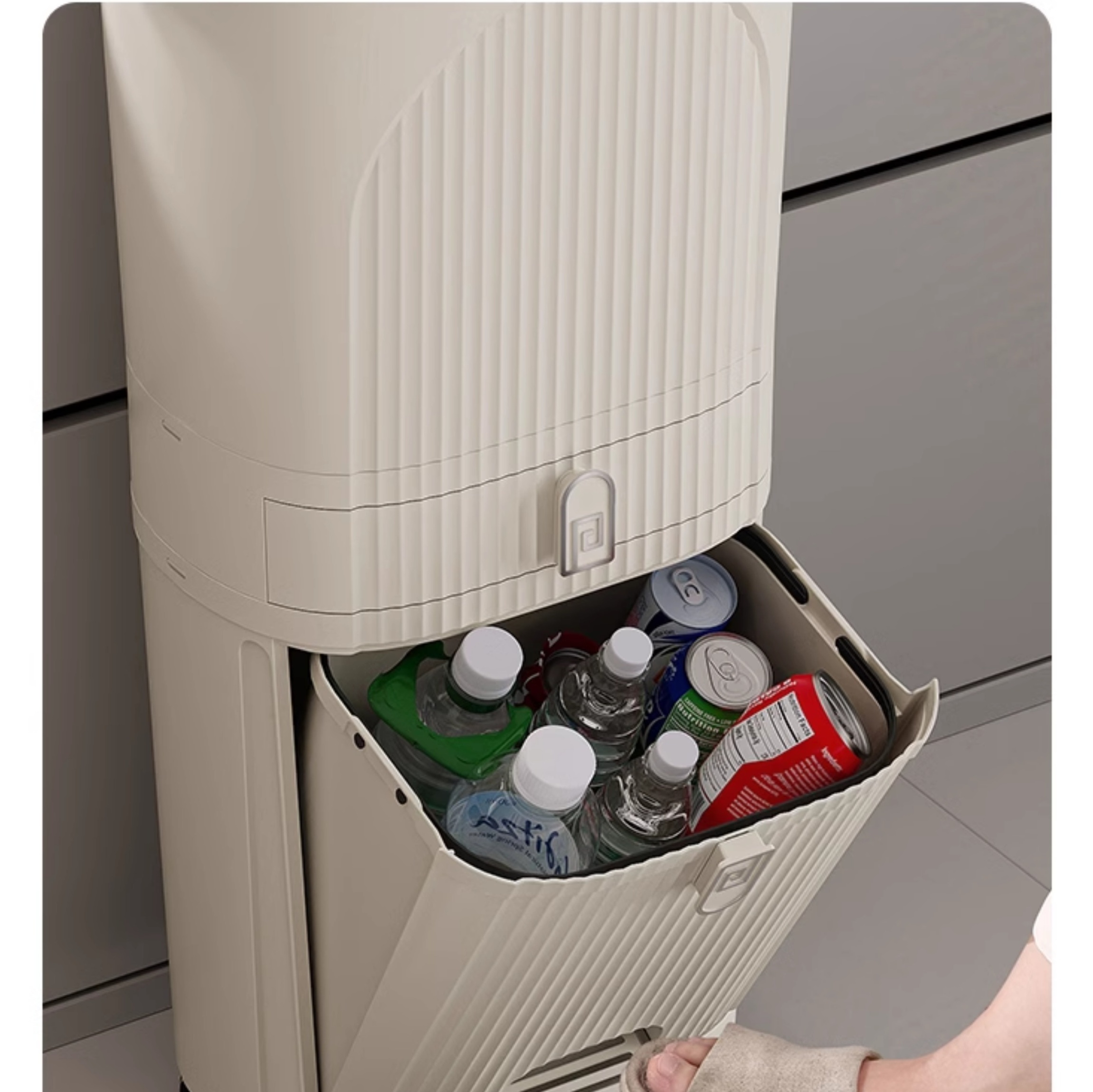 https://fulmo-img-server.com/trashfit/1738546914036_78q2acig_mmg3a8ei.jpeg