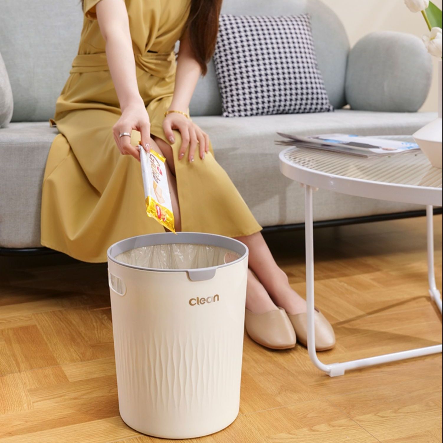 https://fulmo-img-server.com/trashfit/1746669330503_smp52068_acphldyp.jpeg