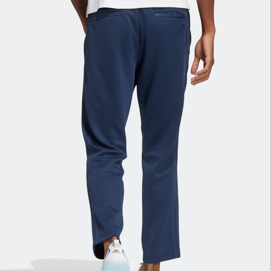 https://fulmo-img-server.com/triggergolfwear/1748935548086_nmzegv3d_cqqoes1w.jpeg