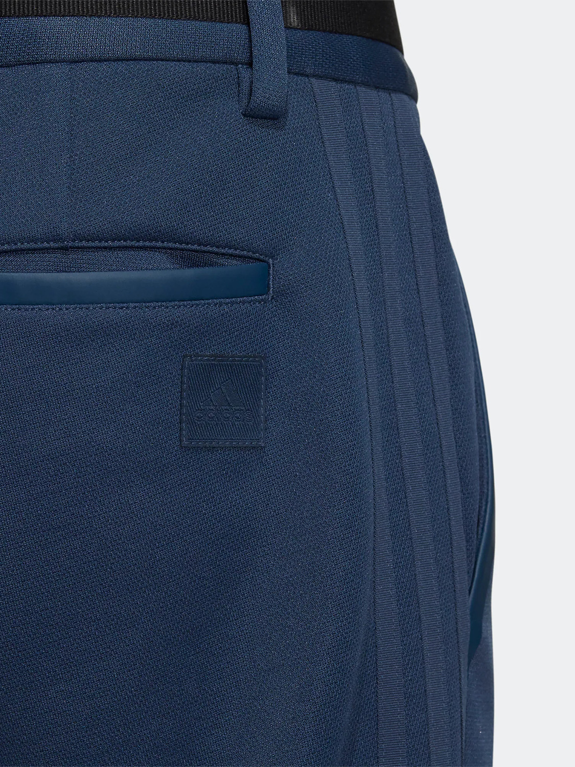 https://fulmo-img-server.com/triggergolfwear/557ae5f8-2c33-4421-ac90-a20b4c2b73b3.jpg