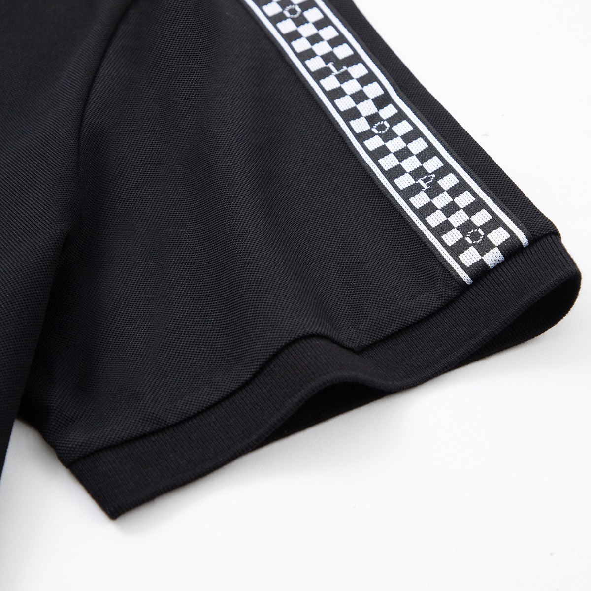 https://fulmo-img-server.com/triggergolfwear/63c4d5dd-2ff5-4d09-80fe-94102b2592bc.jpg