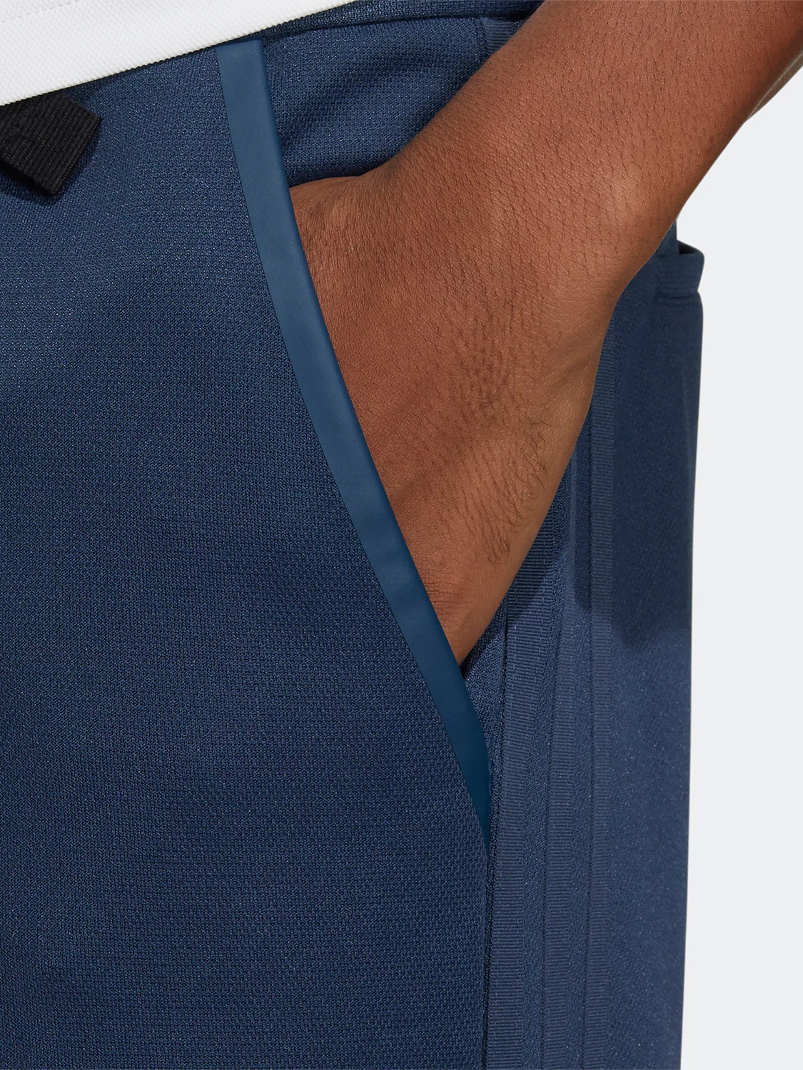 https://fulmo-img-server.com/triggergolfwear/9e707f0d-1bed-4573-9f46-03708ac796dd.jpg