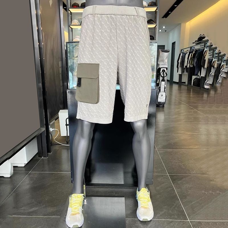 https://fulmo-img-server.com/triggergolfwear/fef5dd1e-0e16-4b3d-ae7e-13c931158d66.jpg