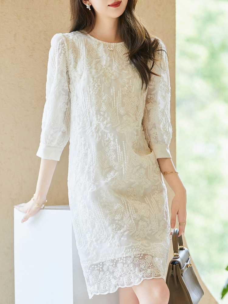 フォーマル顔合わせに最適!大人の女性に似合うドレス10選