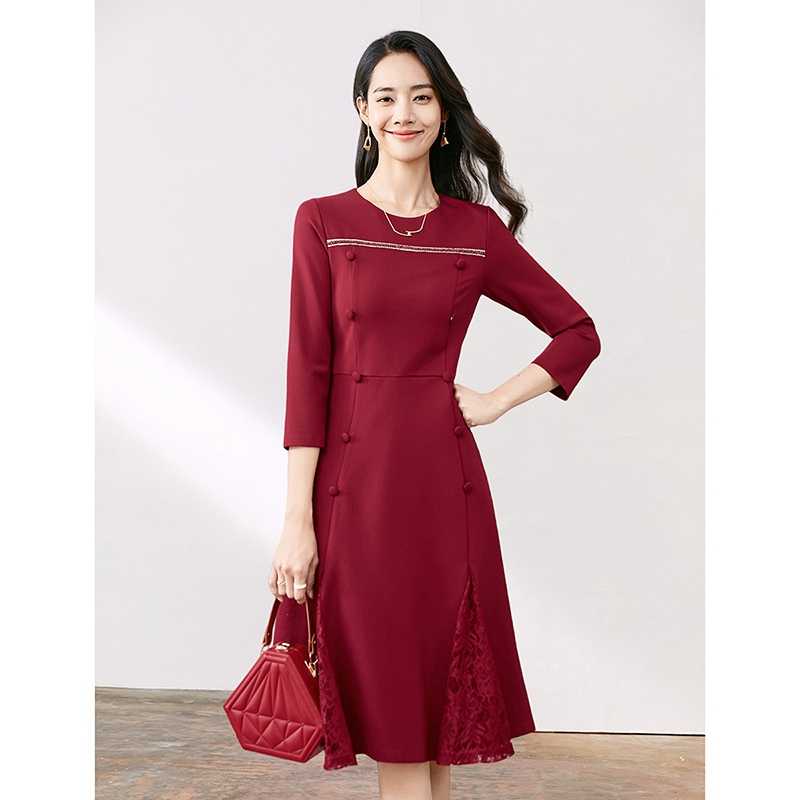 華やかな赤で特別な日を彩る!印象に残る美しさを叶えるフォーマルワンピース5選