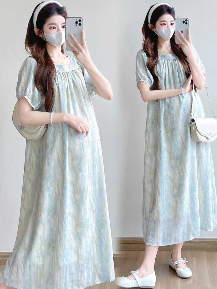 ぽっちゃり体型を美しく見せる!自信が持てるフォーマルワンピース5選