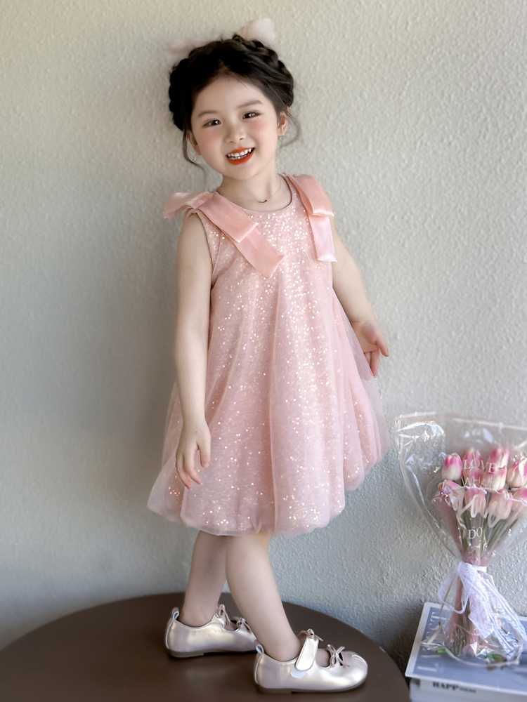 90cmサイズで見つかる！子供の特別な日を愛らしく彩るフォーマルワンピース5選