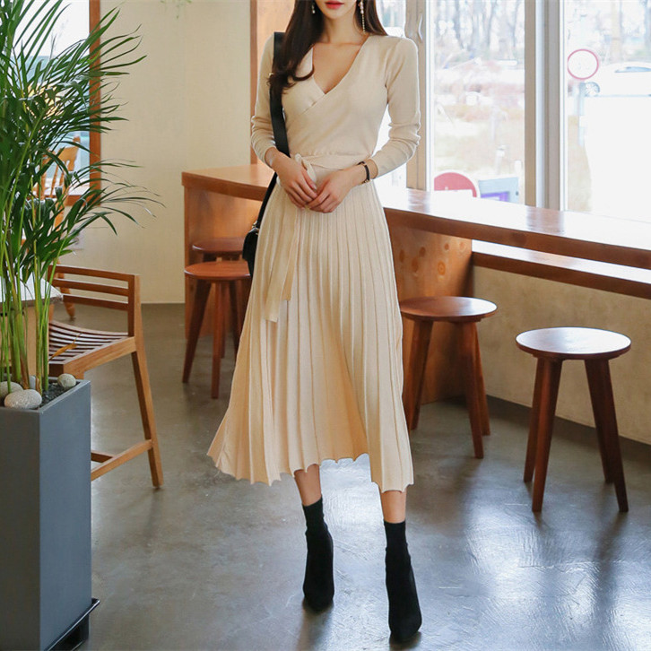 フォーマルワンピース 顔合わせ 上品カシュクールニットワンピース プリーツミモレ丈