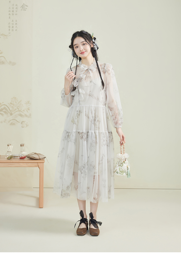 透け感レース シフォンフォーマルワンピース