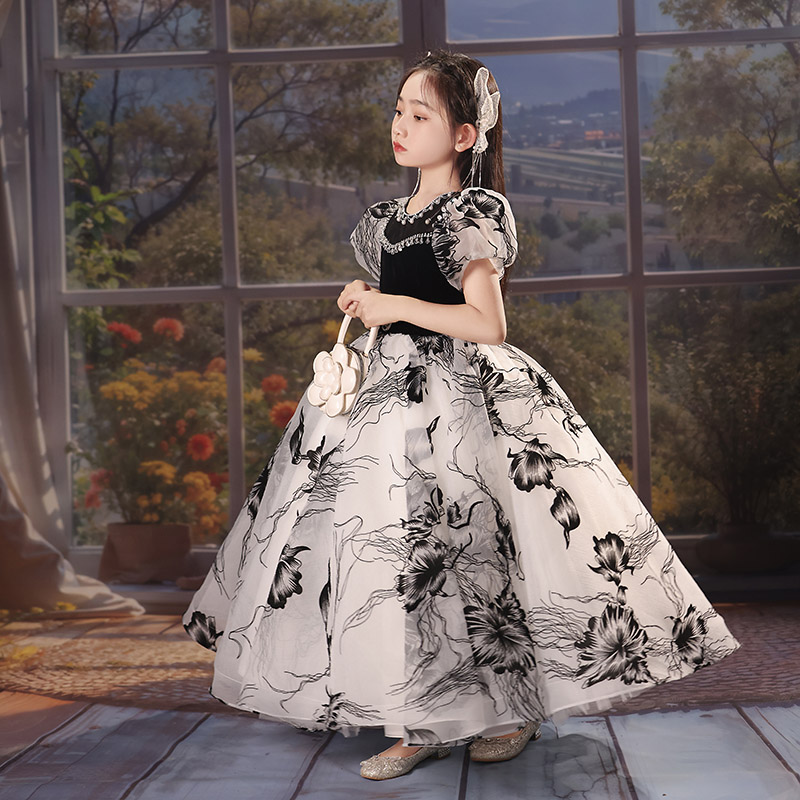 フォーマルワンピース 蝶々モチーフ 姫系フォーマルドレス