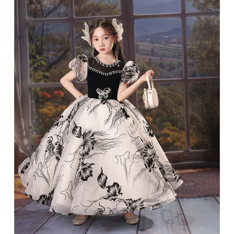 フォーマルワンピース 蝶々モチーフ 姫系フォーマルドレス