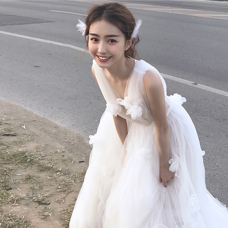 優美なチュールフリル フォーマルワンピース　ウエディングドレス
