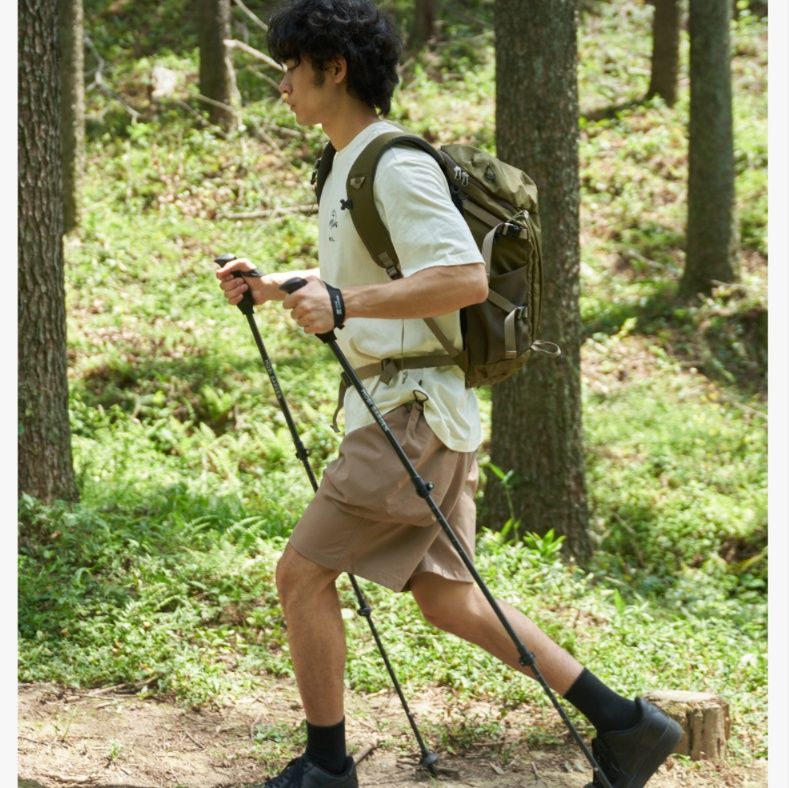 杖 炭素繊維三段伸縮登山杖