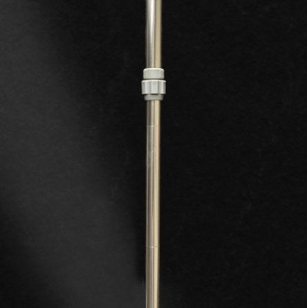 伸縮式高度調節可能折りたたみ松葉杖