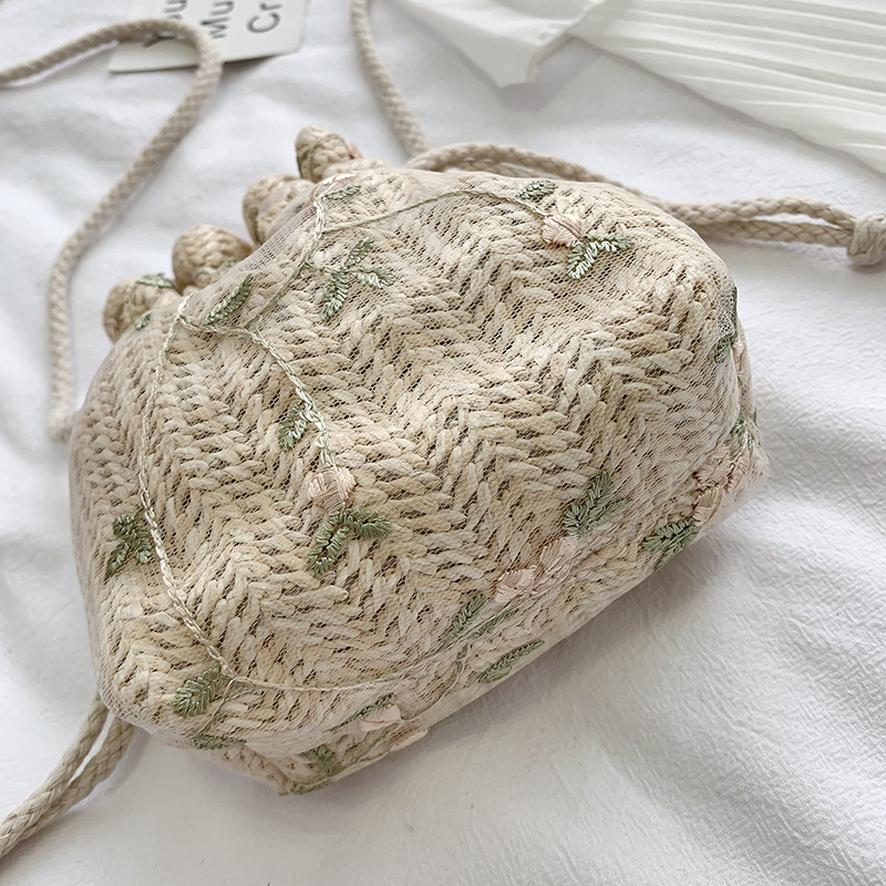 巾着 ボタニカル刺繍ヘリンボーン編み巾着ポーチ