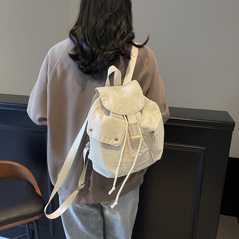 巾着 多機能ポケット付き巾着リュック