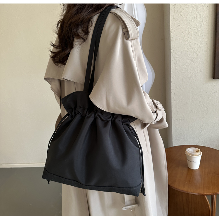 https://fulmo-img-server.com/tsutsumin-bag/03a6a5bf-6d9d-4761-aa92-1c0073c9d1da.jpg