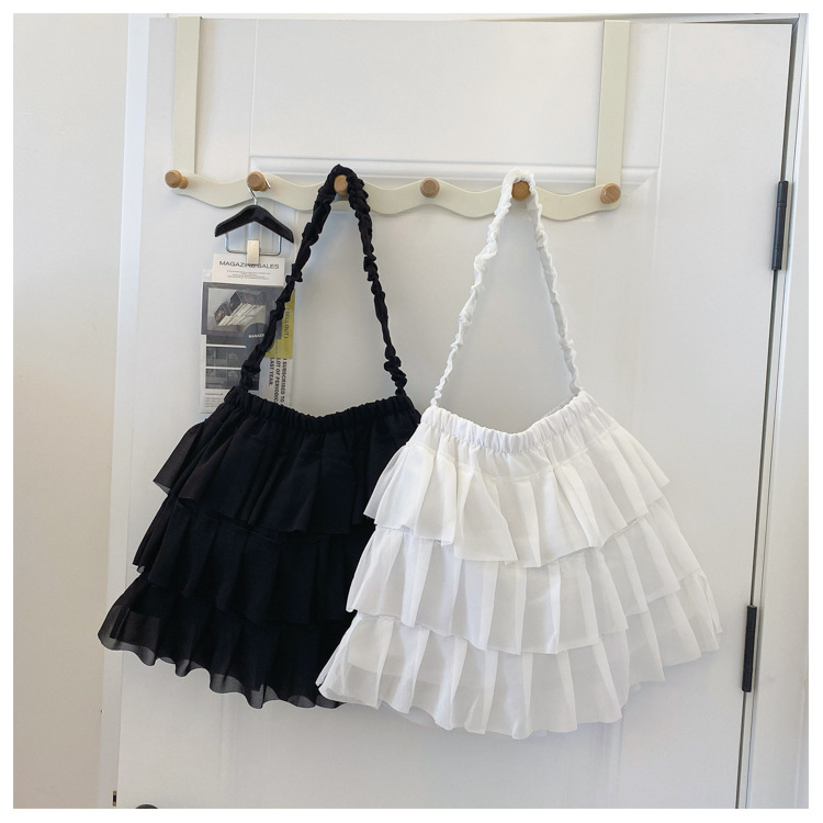 https://fulmo-img-server.com/tsutsumin-bag/03adeea3-8784-4042-9155-7ae36ff7020c.jpg
