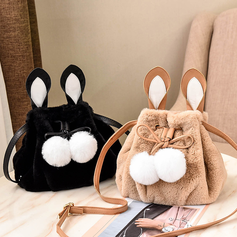 巾着 うさぎ耳ふわふわファー巾着ショルダーかばん