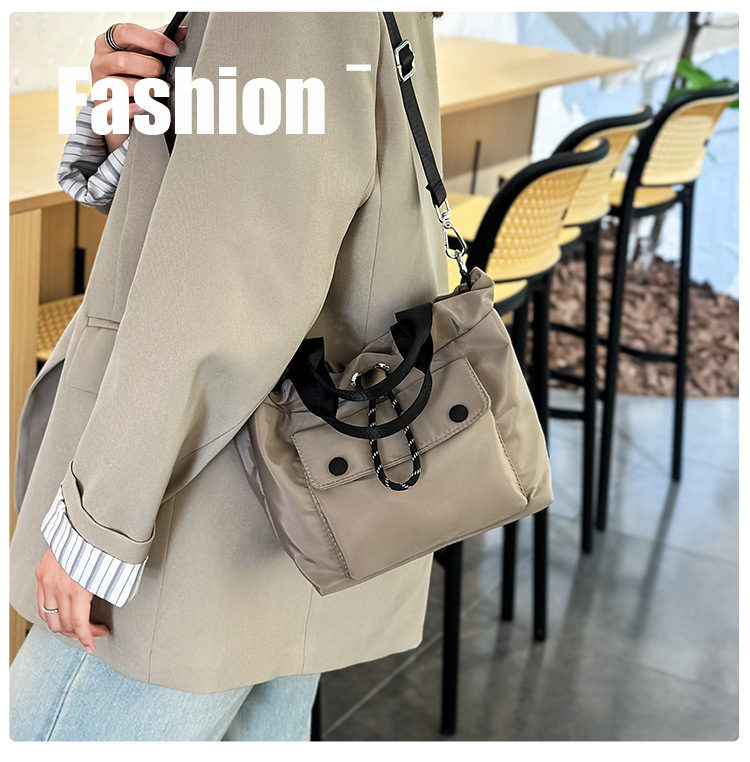 巾着 多機能フラップポケット付き巾着ショルダーバッグ