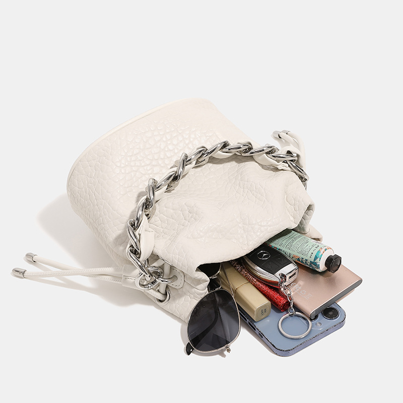 https://fulmo-img-server.com/tsutsumin-bag/0ad46012-6eba-4a96-86a5-f6df865349e1.jpg