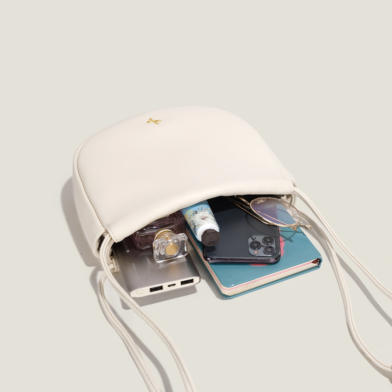 巾着 丸型柔らか素材の巾着ショルダー鞄