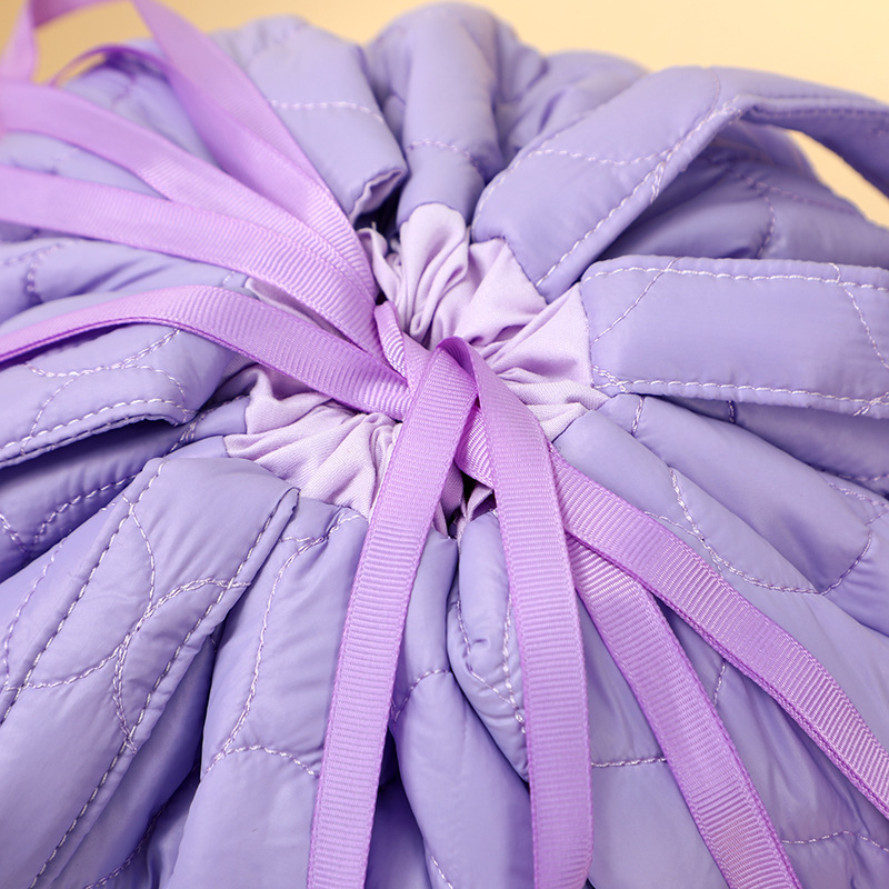 巾着 キルティング風立体編み込み巾着ショルダー鞄