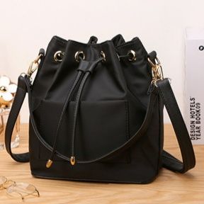 https://fulmo-img-server.com/tsutsumin-bag/1754148584327_u4izy3qb_rlfto63t.jpeg