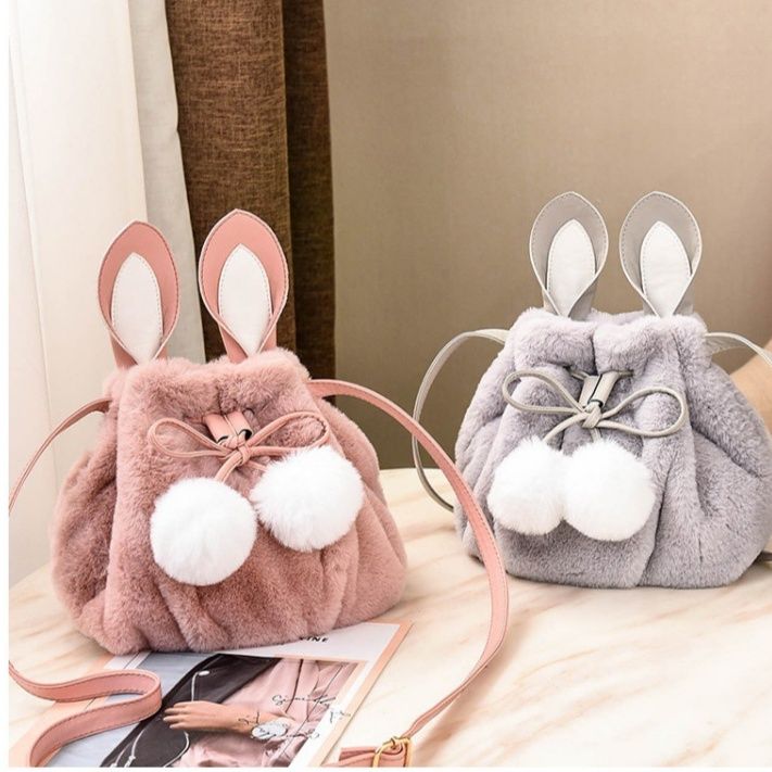 巾着 うさぎ耳ふわふわファー巾着ショルダーかばん