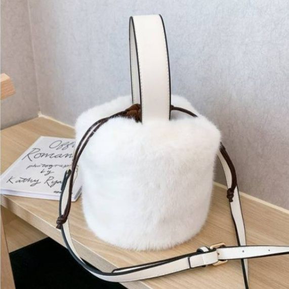 https://fulmo-img-server.com/tsutsumin-bag/1757547553974_8jdxjdh7_zsxll3w6.jpeg