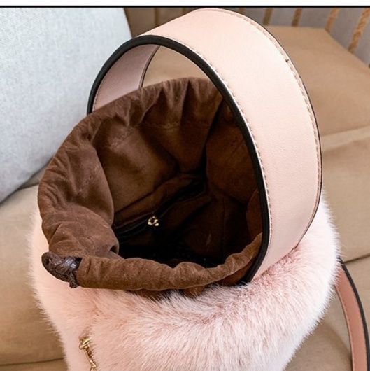 https://fulmo-img-server.com/tsutsumin-bag/1757547672278_0mm8dxc2_k54zspy6.jpeg