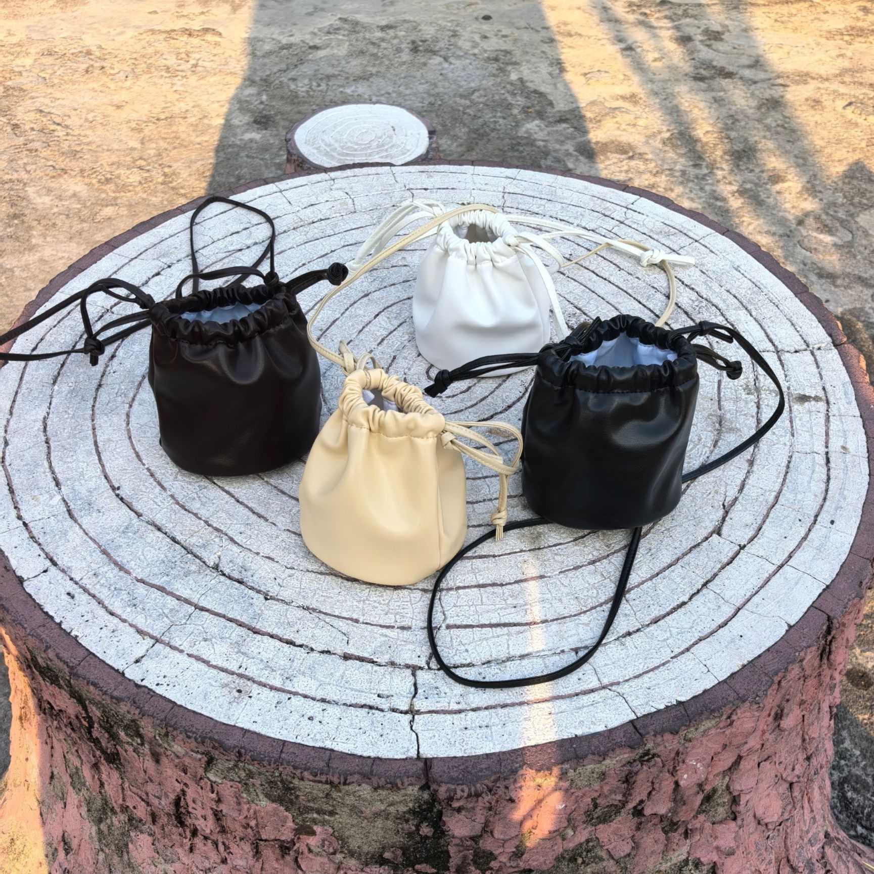 https://fulmo-img-server.com/tsutsumin-bag/1758013819081_qjpsb223_idpi7c66.jpeg