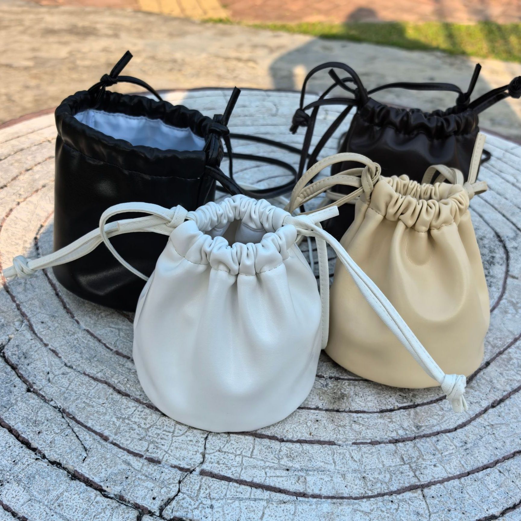 https://fulmo-img-server.com/tsutsumin-bag/1758013873943_9jrsc8l9_w5bhwlj8.jpeg