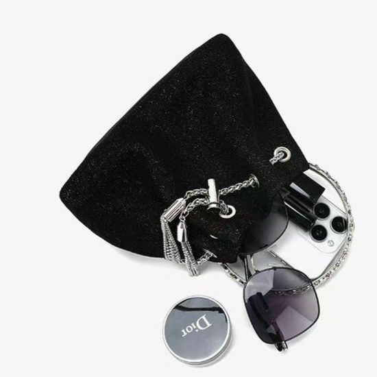 巾着 上品な光沢素材の巾着ショルダーバッグ