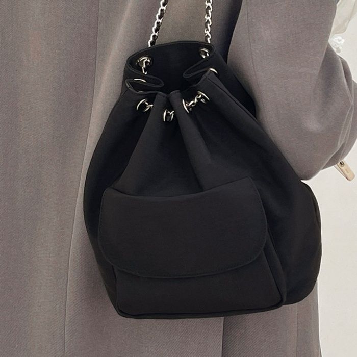 巾着 チェーン付き巾着型リュックサック