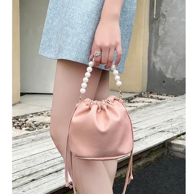 巾着 パール持ち手付き巾着ショルダーバッグ