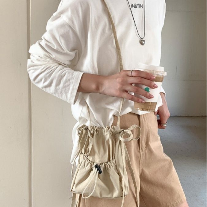 巾着デザイン紐調節ショルダーバッグ