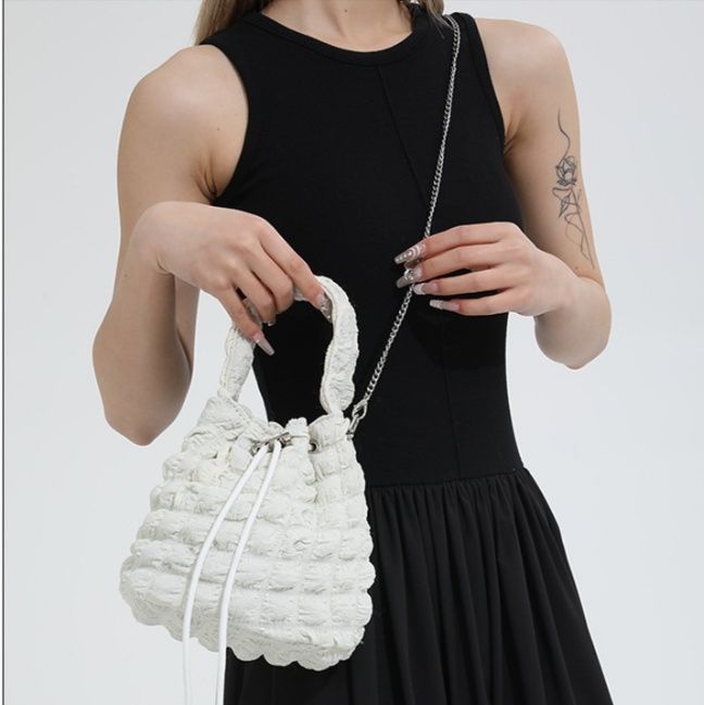 巾着 フリル刺繍レース巾着ショルダーバッグ