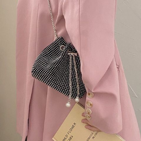 巾着 輝きスタッズ装飾巾着型ショルダーバッグ