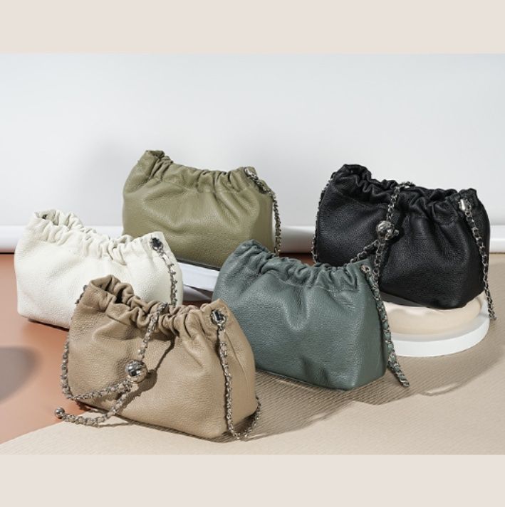 巾着 本革巾着型チェーンショルダー鞄